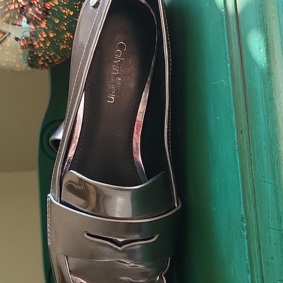 Calvin Klein Silver Metallic Loafers - Picture 6 of 6